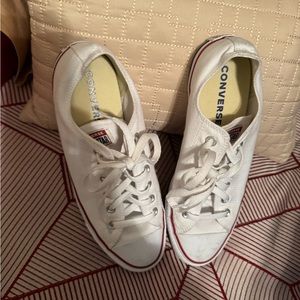 White converse lop top